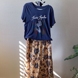 Ellie maxi skirt fall colors elastic waist graphic tee set